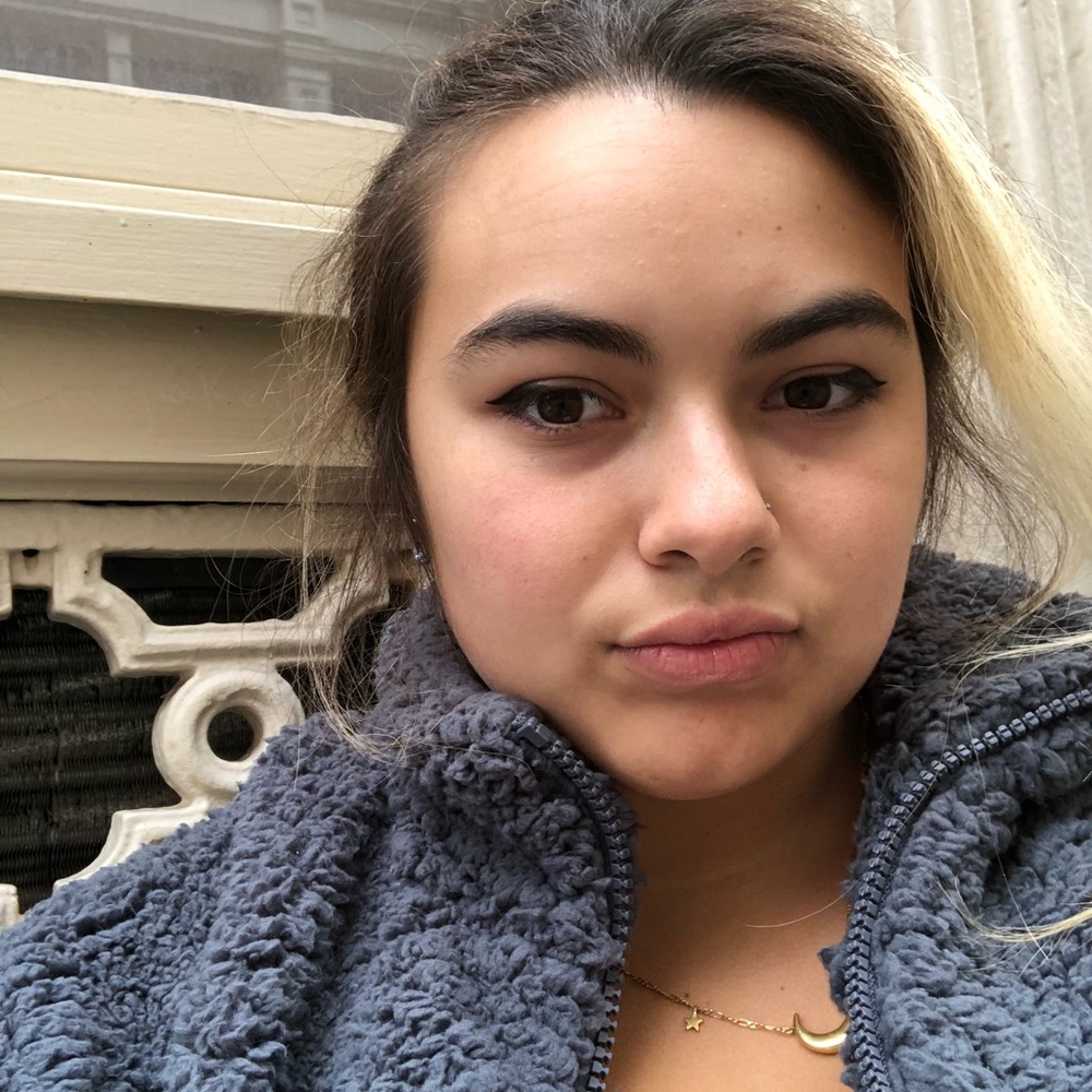 Meet your Posher, Sophia